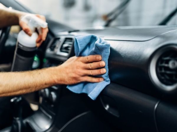 Auto Detailing Thumbnail